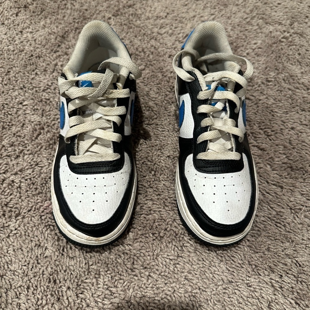 Nike air shoes